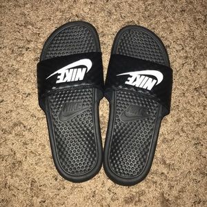 Nike slides, W 8